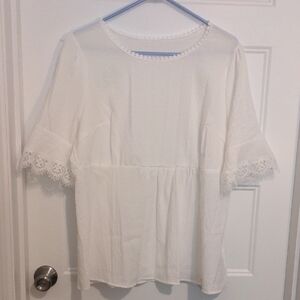 NWT SHEIN Curve 1XL White Textured Blouse with Lace Trim Bell Sleeves